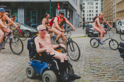 16 juin 2018: 13e édition de Cyclonudista regroupant près de 300 cyclistes nus ou habillés ainsi que des handicapés  pour attirer l’attention sur la vulnérabilité des cyclistes  en ville; Bruxelles, quartier européen, Belgique ;  Europe                                                                             16 June 2018: 13rd Cyclonudista edition gathering around 300 cyclists naked or in clothed  as well as disabled people to raise awareness on cyclists vulnerability in the city,; Brussels, European neighbourhood, Belgium; Europe
