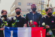 26 avril 2021: en présence de jeunes musulmans, de l'Imam Chalgoumi, d'un Rabbin et de l'écrivain Marek Halter, cérémonie d'hommage à Stéphanie Monfermé, fonctionnaire du commissariat de Rambouillet, assassinée quelques jours plus tôt  par un présumé islamiste, Rambouillet, France                                                                      26 April 2021: in presence of young muslims, Imam Chalgoumi,  a Rabbi and the writer Marek Halter, ceremony to pay tribute to Stéphanie Monfermé, administrative officer of Rambouillet police station murdered a few days earlier by an alleged Islamist, Rambouillet, France