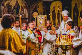 6-7 janvier 2012: Cérémonie du Noel orthodoxe russe avec la diaspora russe de France, Eglise des Trois Saints Pères, Paris (75), France.

6-7 January 2012: Russian Orthodox Christmas with the Russian diapora in France, Church of the Three Holy HIerarchs Paris (75), France.