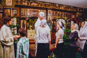 6-7 janvier 2012: Cérémonie du Noel orthodoxe russe avec la diaspora russe de France, Eglise des Trois Saints Pères, Paris (75), France.

6-7 January 2012: Russian Orthodox Christmas with the Russian diapora in France, Church of the Three Holy HIerarchs Paris (75), France.